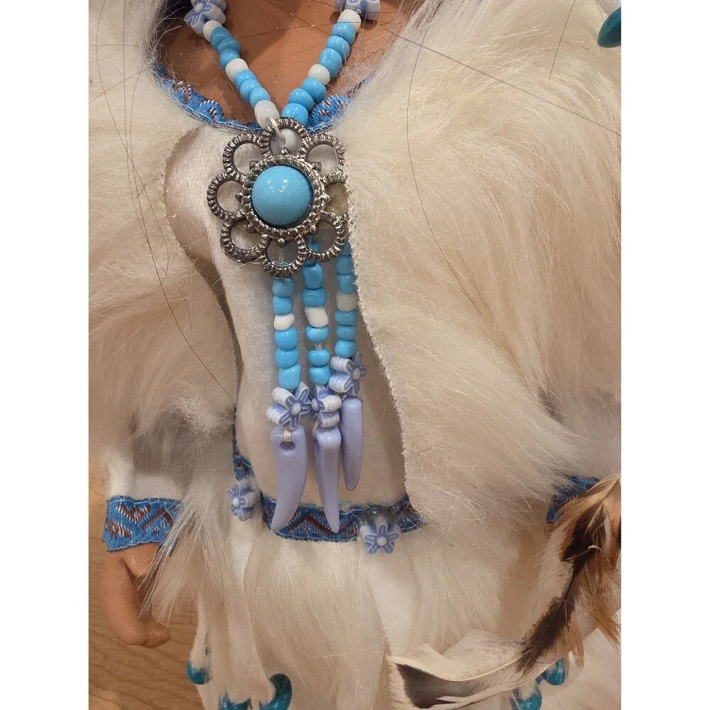 Cholena Native American Doll #40534 - Picture 5 of 8